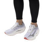 Чоловічі кросівки для бігу Mizuno Wave REBELLION PRO 2 (U1GD2417-01)